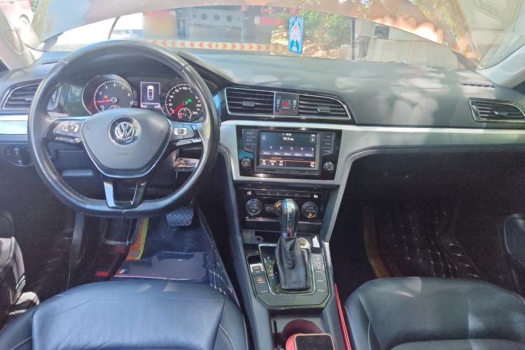 Used Volkswagen Lamando 2017 280TSI DSG Comfort Edition
