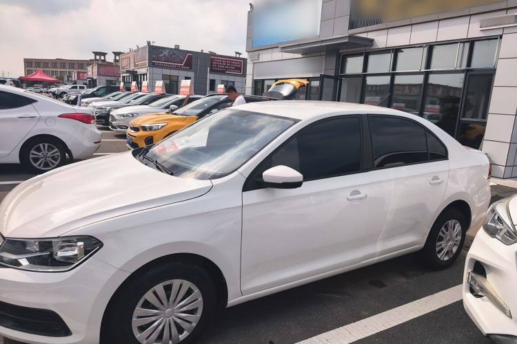 Used Volkswagen Santana 2016 1.4L Manual Fashion Edition
