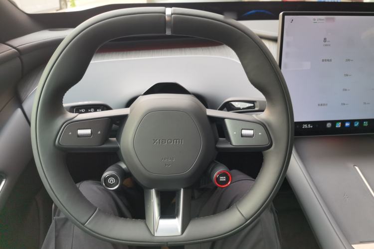 Used  YU7 2025 Ultra-Long Range All-Wheel Drive Pro Version