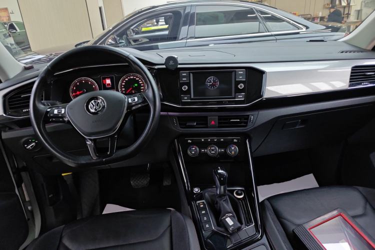 Used Volkswagen Tayron 2019 330TSI Two-Wheel Drive Luxury Model China VI Standard
