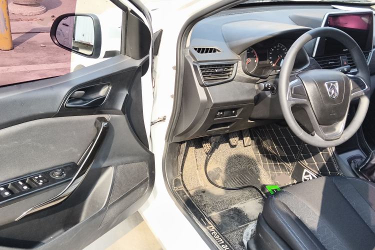 Used Baojun 310 2020 1.2L Manual Comfort Edition