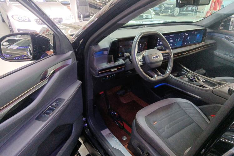 Used Ford Edge 2023 Edge L 2.0T EcoBoost E-Hybrid Four-Wheel Drive Seven-Seat Supreme Model