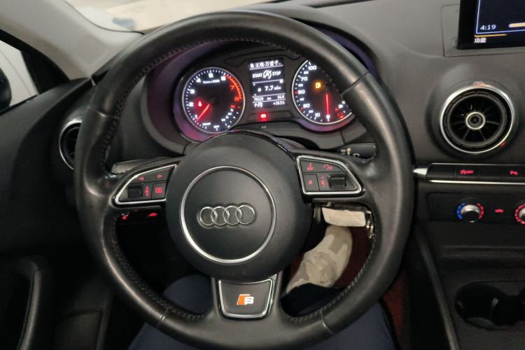 Used Audi A3 2015 Limousine 35 TFSI Millionth Anniversary Intelligent Leading Model
