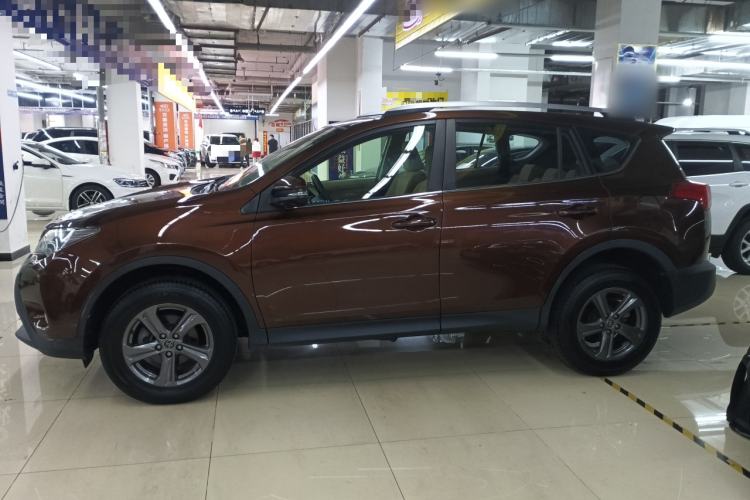 Used Toyota RAV4 2015 2.0L CVT 4x4 Trend Edition