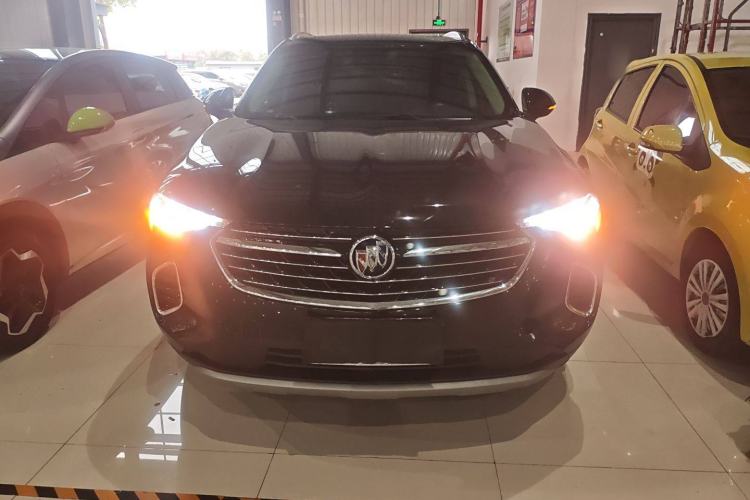 Used Buick Envision 2022 Facelift Encore S 552T Two-Wheel-Drive Luxury Model
