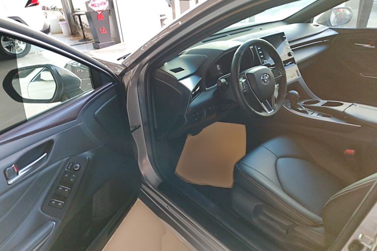 Used Toyota Avalon 2019 2.0L Ambition Edition China VI
