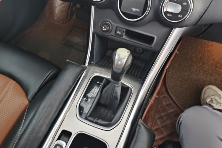 Used BYD Song 2016 2.0TID Automatic Trendsetting Edition
