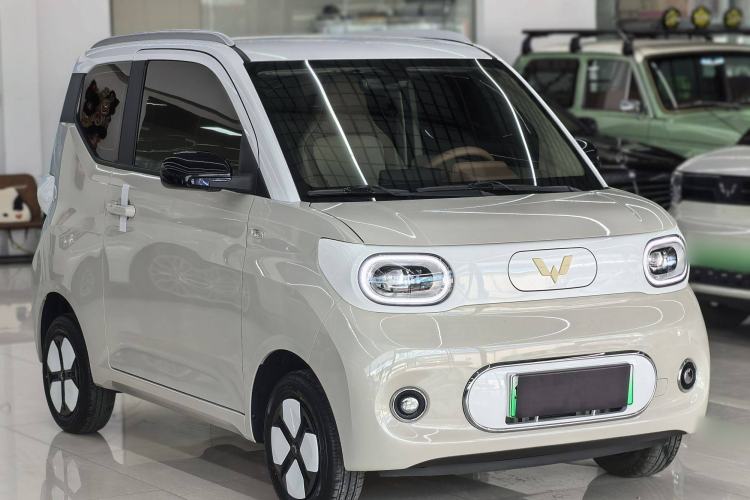 Used Wuling Hongguang MINIEV 2024 3rd Generation 215km Advanced Version
