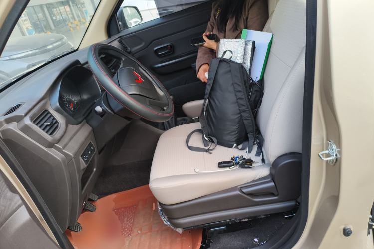 Used Wuling Hongguang V 2022 1.5L Jingqu Edition Electric-Assist LAR
