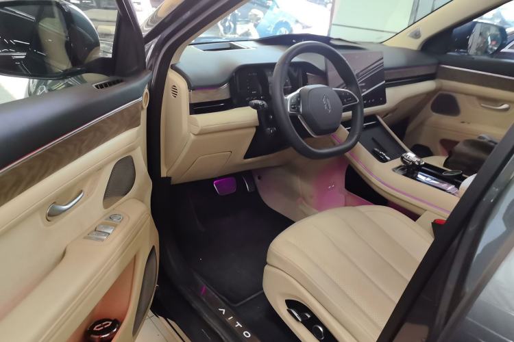 Used Hima AITO M7 2022 1.5T Four-Wheel Drive Luxury Edition