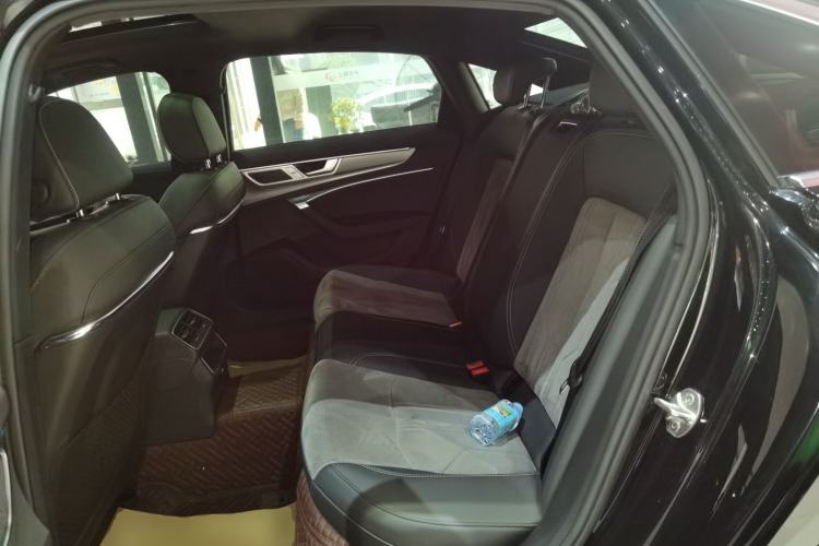 Used Audi A6L 2023 40 TFSI Luxury Dynamic Model
