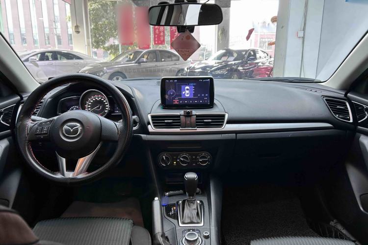 Used Mazda Mazda 3 Axela 2016 Sedan 1.5L Automatic Comfort Model
