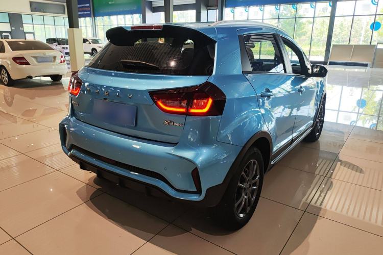 Used Geely Auto Vision X3 2021 PRO 1.5L CVT Deluxe Model
