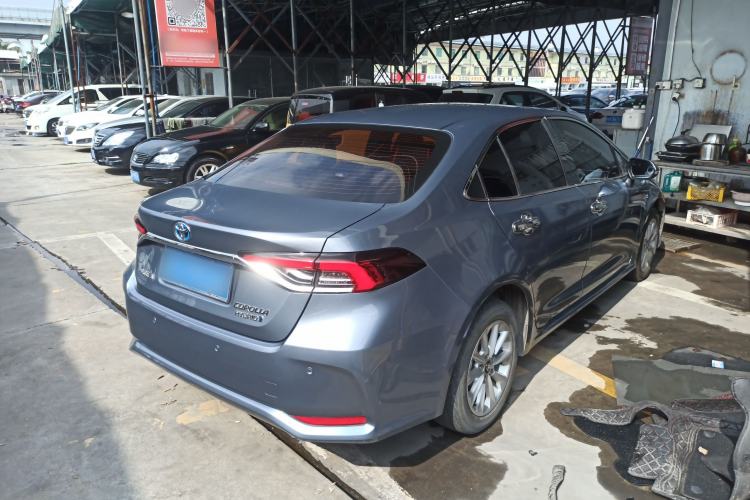 Used Toyota Corolla 2021 Dual-Motor 1.8L E-CVT Elite Edition
