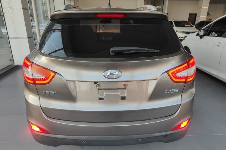 Used Hyundai ix35 2015 2.0L Automatic 2WD Smart Type China IV
