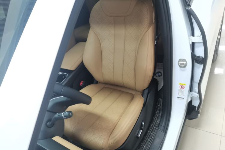 Used BYD Song L DM-i 2024 112 km Leading Edition
