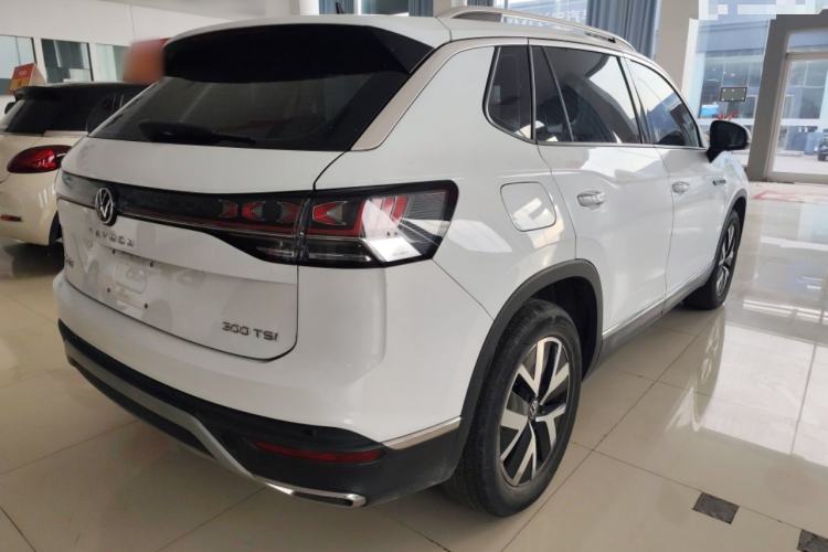 Used Volkswagen Tayron 2023 300TSI Two-Wheel-Drive Luxury Plus Advanced Edition
