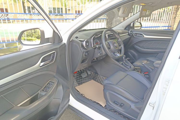 Used MG ZS 2018 1.5L Automatic Luxury Edition China V Standard
