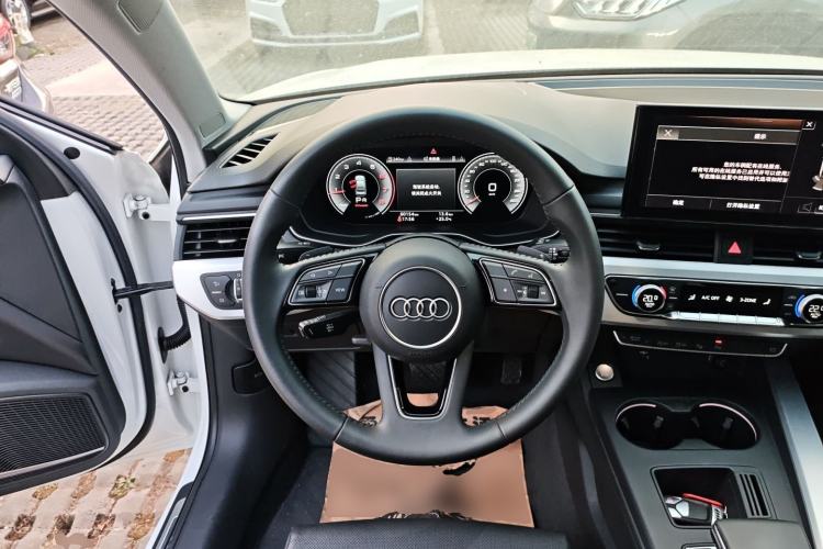 Used Audi A4L 2020 40 TFSI Luxury Dynamic Model
