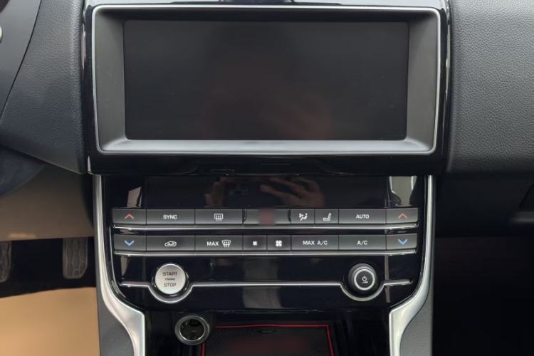 Used Jaguar XEL 2019 2.0T 200 PS Luxury Edition
