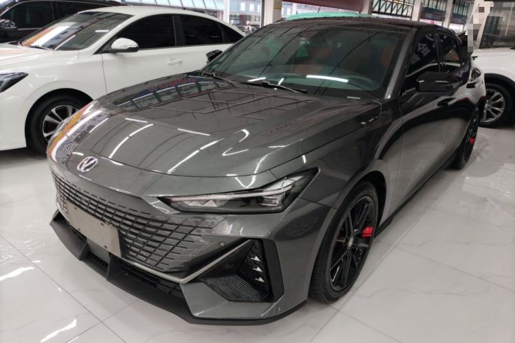 Used Changan UNI-V 2022 1.5T Prestige Version
