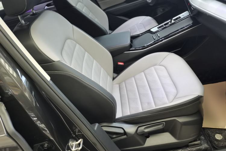 Used Volkswagen Talagon 2023 330TSI Luxury Touring Edition
