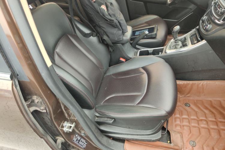 Used Baojun 560 2016 1.5T Manual Luxury Version