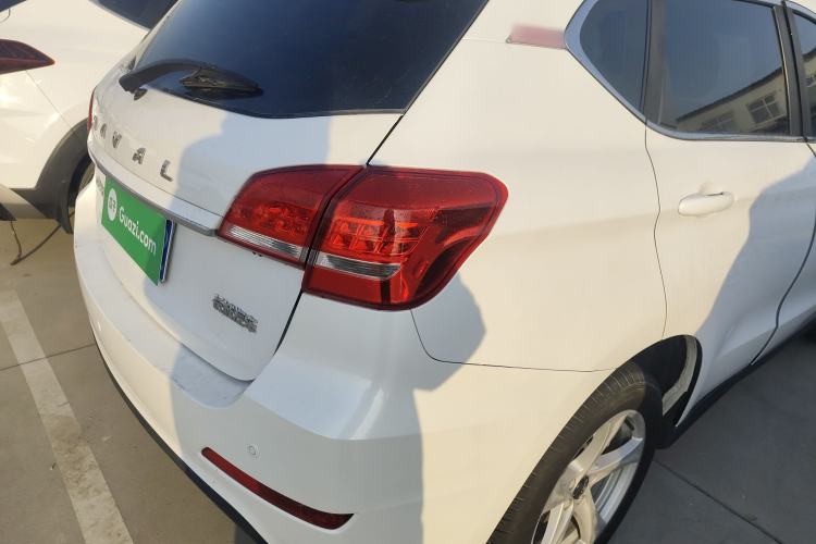 Used Haval H2 2018 Chuanxiang Edition Red Badge 1.5T Manual Two-Wheel Drive Fashionable Model