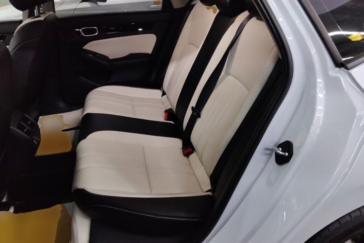 Used Honda Civic 2023 2.0L eHEV Pioneer Edition
