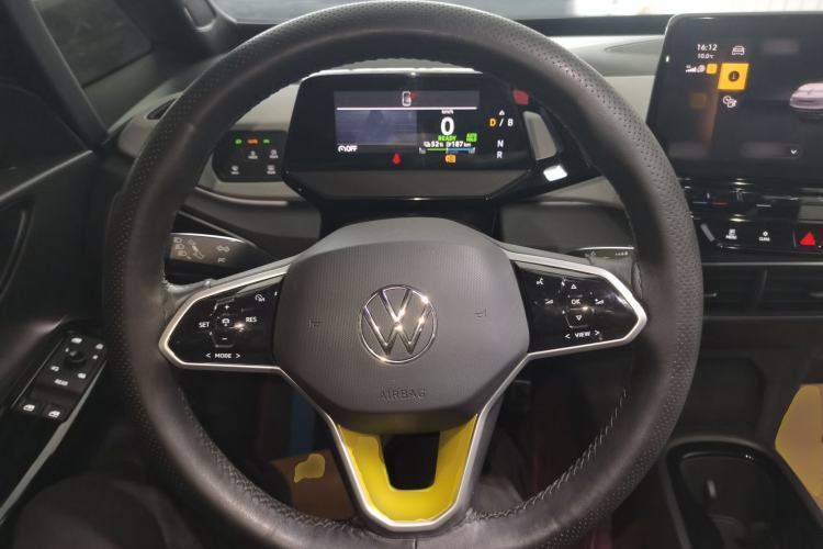 Used Volkswagen ID.3 2024 Outstanding Edition
