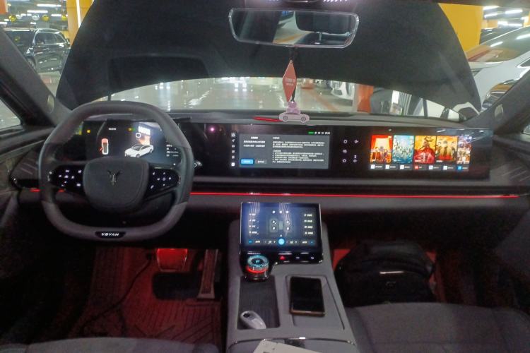 Used VOYAH PASSION 2024 PHEV Four-Wheel Drive Ultra-Long Range Flagship Model