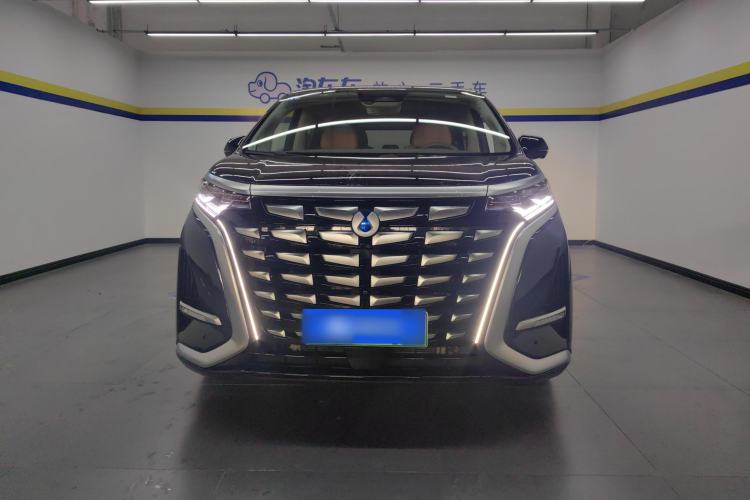 Used Denza D9 2022 DM-i 970 Four-Wheel Drive Flagship Model