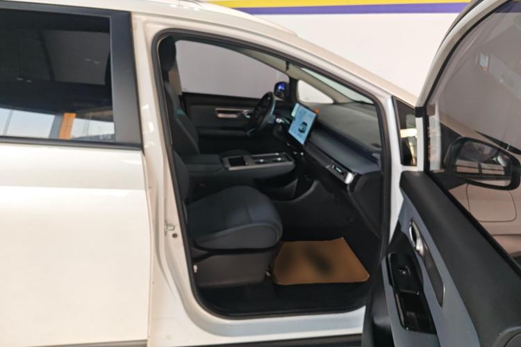 Used AION Y 2022 Plus 70 Enjoy Edition