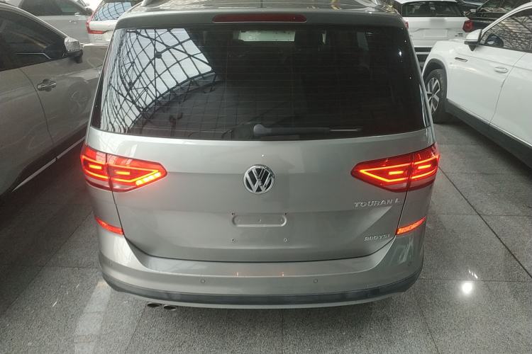 Used Volkswagen Touran 2018 Volkswagen Touran L 280TSI DSG Boundary Edition 7 Seats China VI Standard