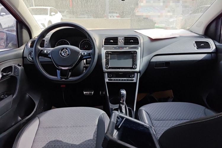 Used Volkswagen Polo 2016 1.6L Cross Polo Automatic