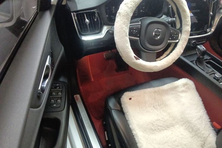 Used Volvo S60 2021 T4 Zhiyi Luxury Edition