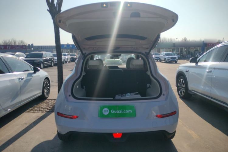 Used ORA Good Cat 2023 401 km Standard Range Premium Version Lithium Iron Phosphate
