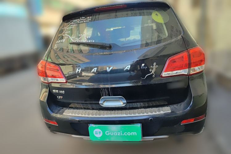 Used Haval H6 2015 Upgraded Model 1.5T Manual Two-Wheel Drive Elite Version
