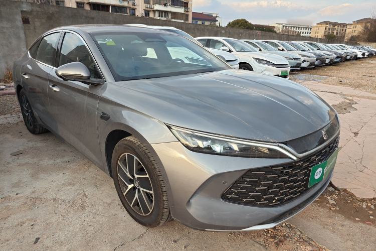 Used BYD Qin L 2025 DM-i Smart Drive 120KM Superior Model
