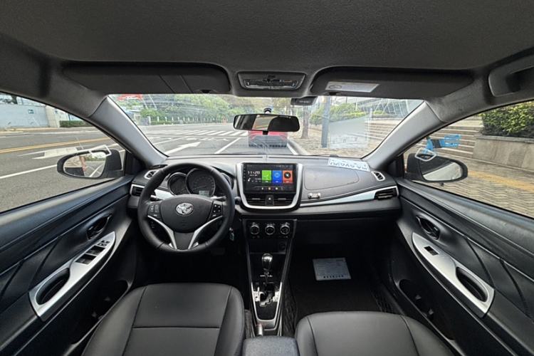 Used Toyota YARiS L 2016 Revised 1.5E CVT Charming Edition
