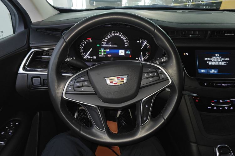 Used Cadillac XT5 2016 28T Four-Wheel Drive Luxury Model
