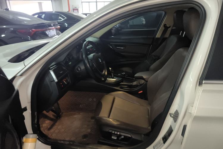 Used BMW 3 Series 2018 320Li Fashion Model
