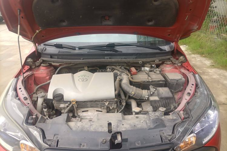 Used Toyota YARiS L 2016 Revised Version 1.5G CVT with Dynamic Sunroof
