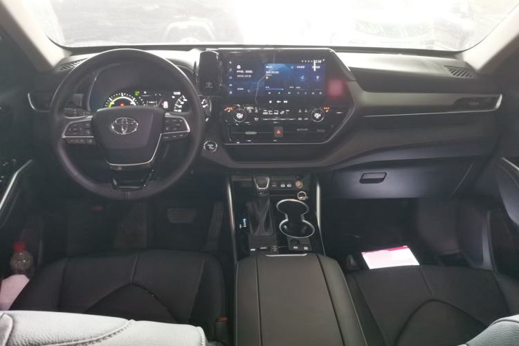 Used Toyota Highlander 2023 2.5L Smart Electric Hybrid Dual-Engine Four-Wheel Drive Prestige Version – 7 Seats
