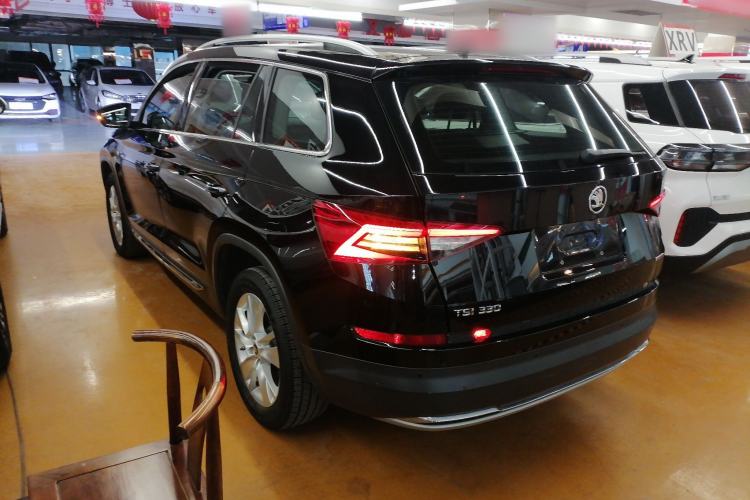 Used Skoda Kodiaq 2018 Facelifted TSI330 5-Seater Two-Wheel-Drive Luxury Enjoyment Edition
