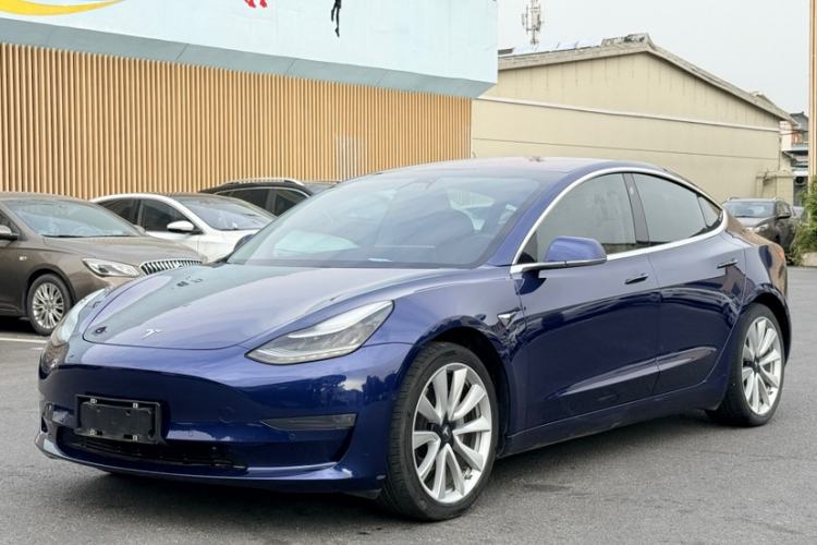 Used Tesla Model 3 2019 Long-Range Rear-Wheel-Drive Version

