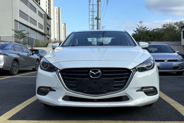 Used Mazda Mazda 3 Axela 2017 Sedan 1.5L Automatic Comfort Model Emission Standard China V

