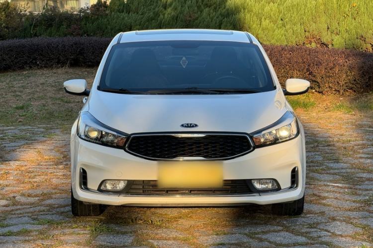 Used Kia K3 2016 1.6L Automatic with Sunroof