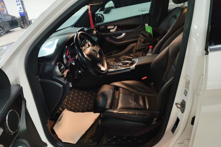 Used Mercedes-Benz GLC 2019 GLC 260 L 4MATIC Dynamic Model
