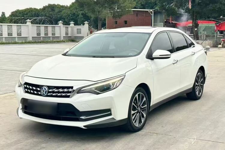 Used Venucia D60 2018 1.6L CVT Smart Connect Luxury Edition